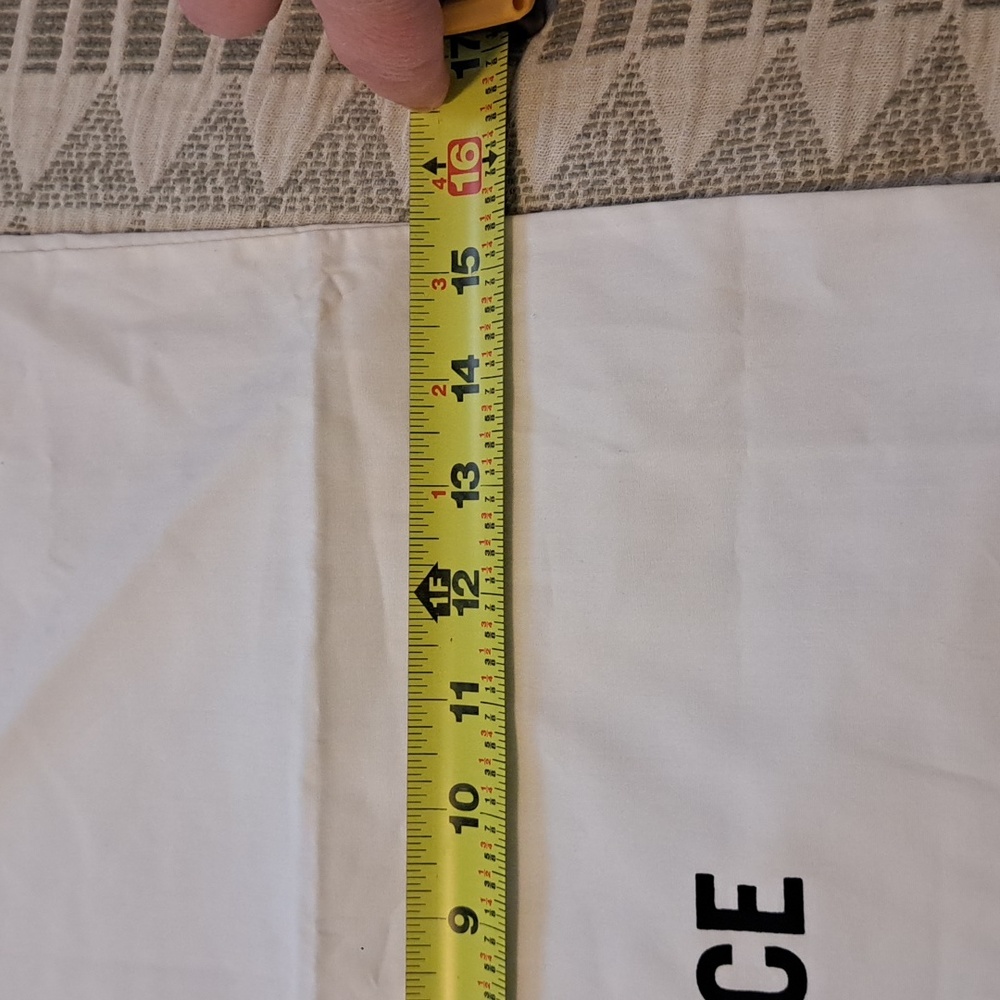 Dust Bag 9/10 - Picture 4 of 4